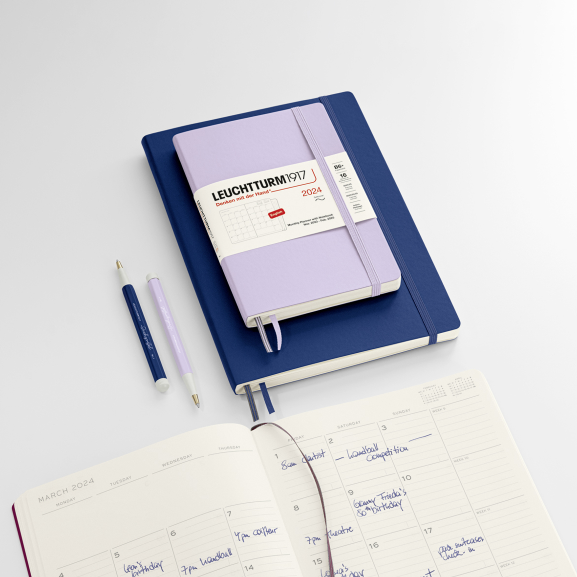 Monthly Planner with Notebook - LEUCHTTURM1917